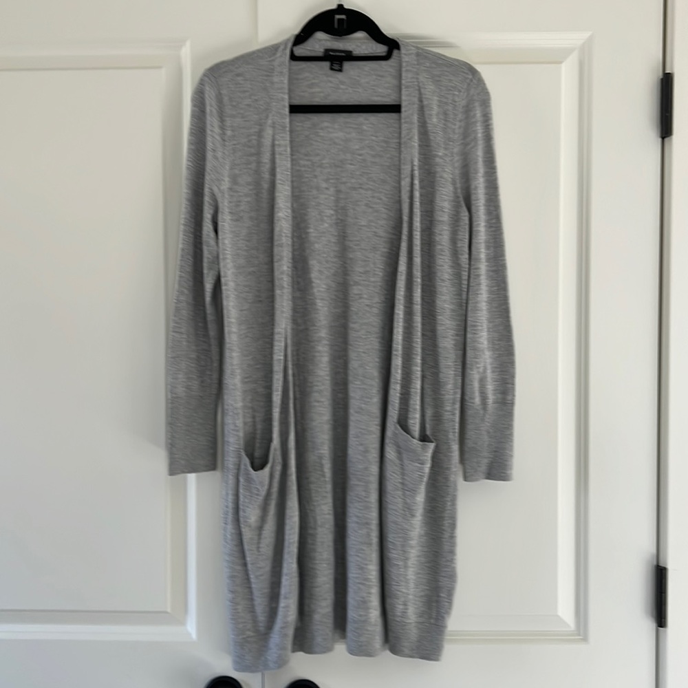 Like new grey halogen cardigan.